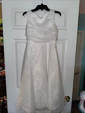 Bonnie Jean White Sleeveless Organza Flower Girl Dress